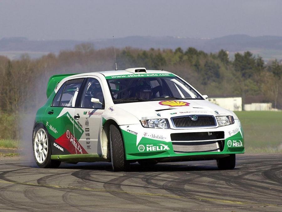  Skoda Fabia WRC 2005 года  (фото 10 из 14)